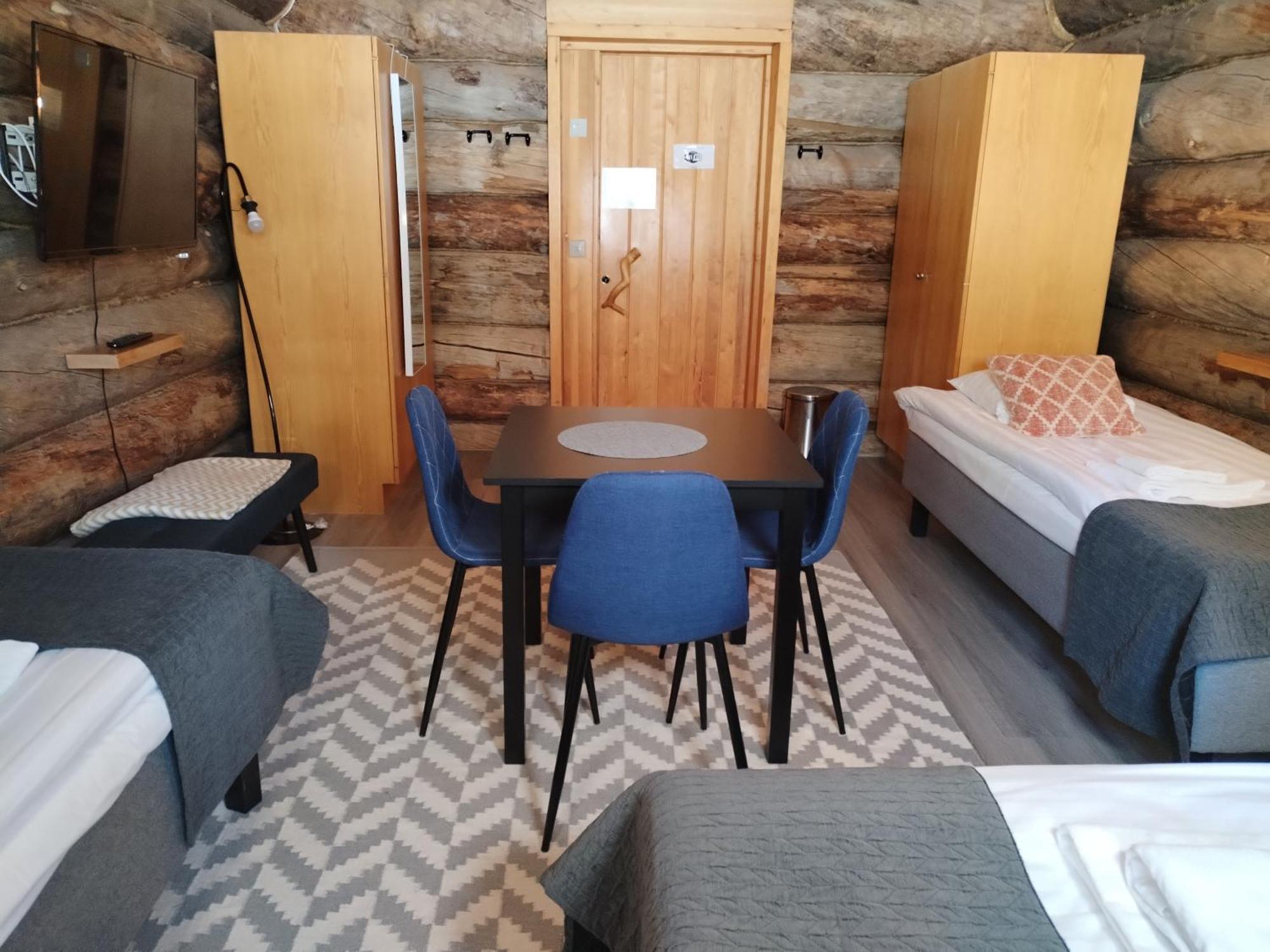 Kuukkeli Log Aurora 4*