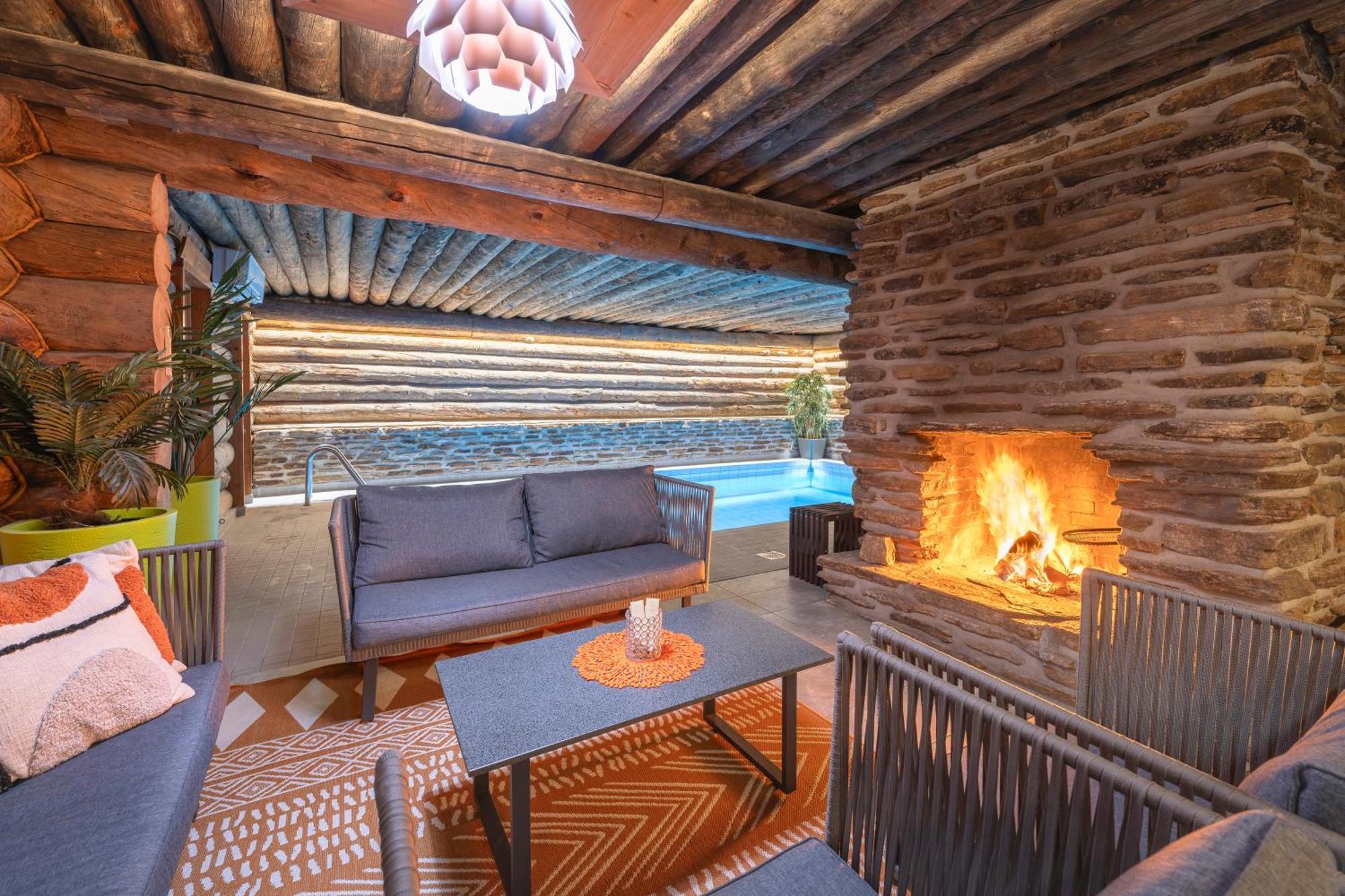 Kuukkeli Log Aurora Aparthotel