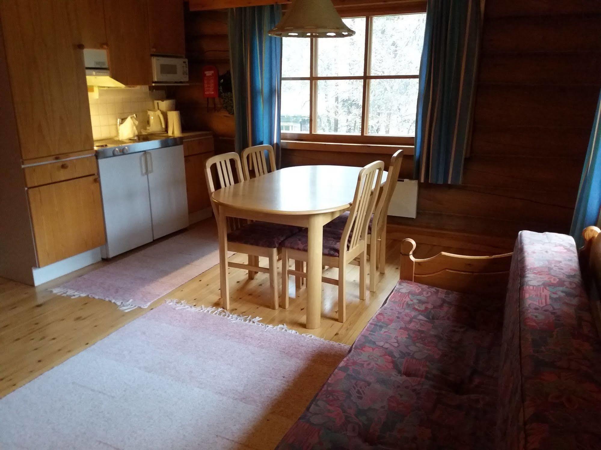 Aparthotel Kuukkeli Log Aurora 4*