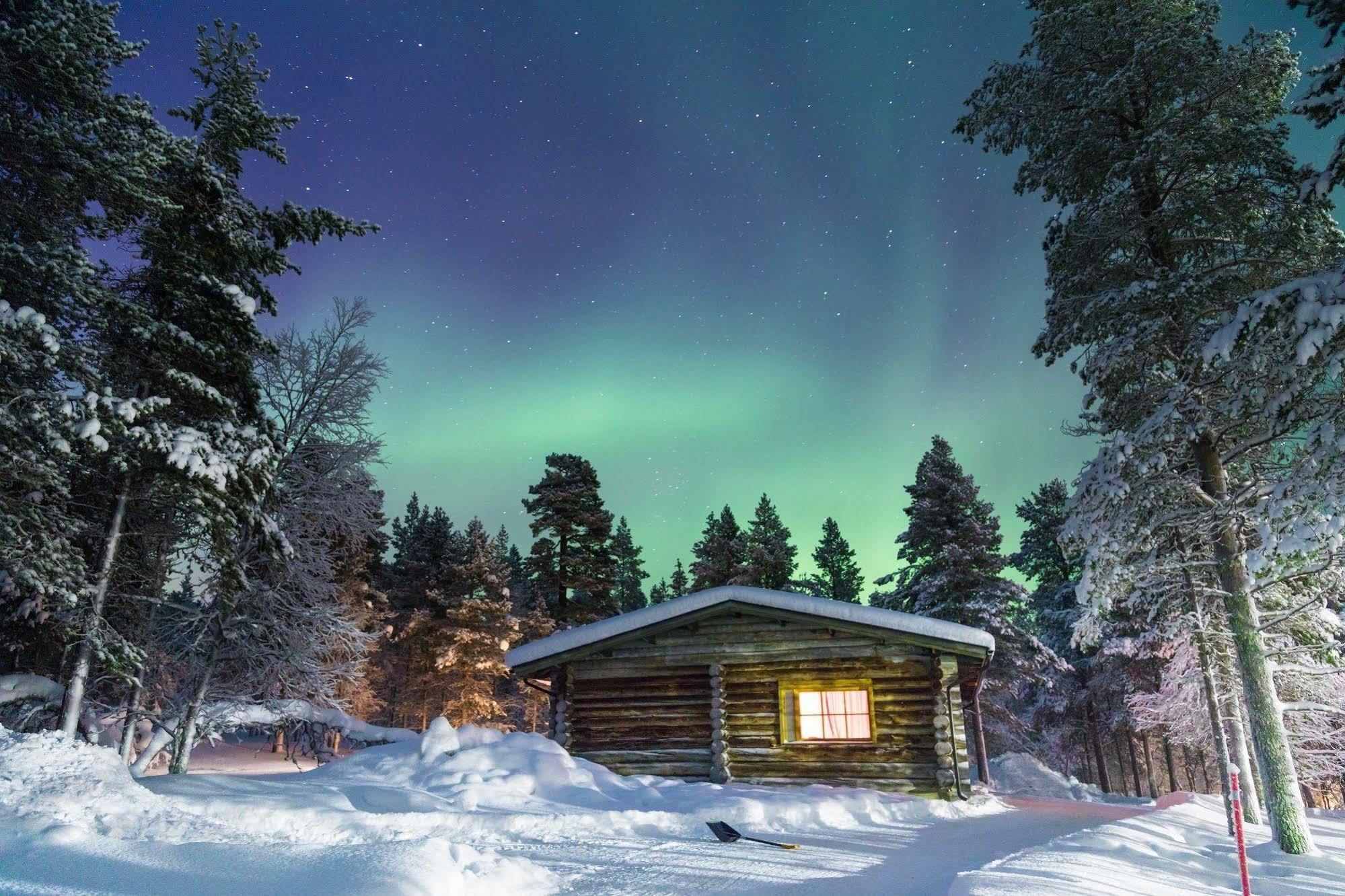 Kuukkeli Log Aurora